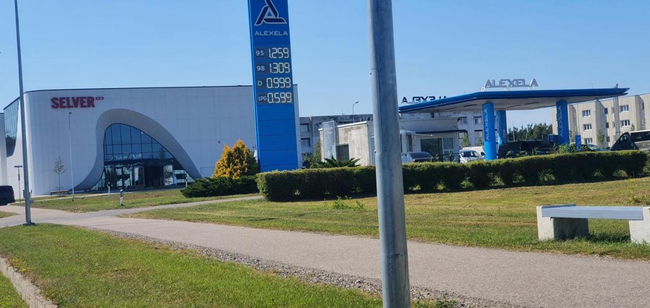 Juuli Apartament Kuressaare Exteriör bild