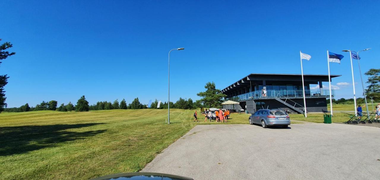 Juuli Apartament Kuressaare Exteriör bild