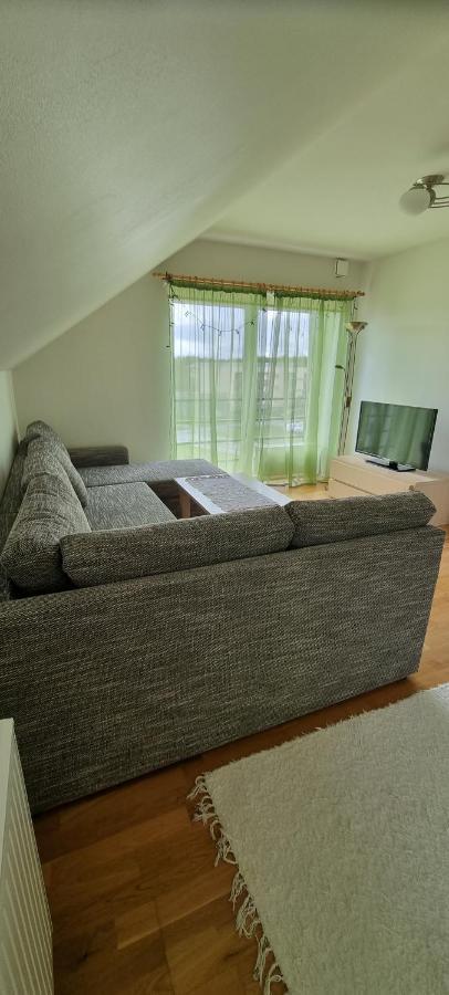 Juuli Apartament Kuressaare Exteriör bild