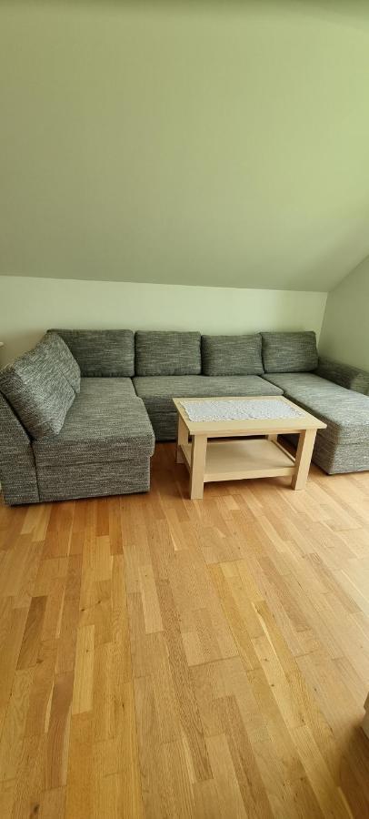 Juuli Apartament Kuressaare Exteriör bild