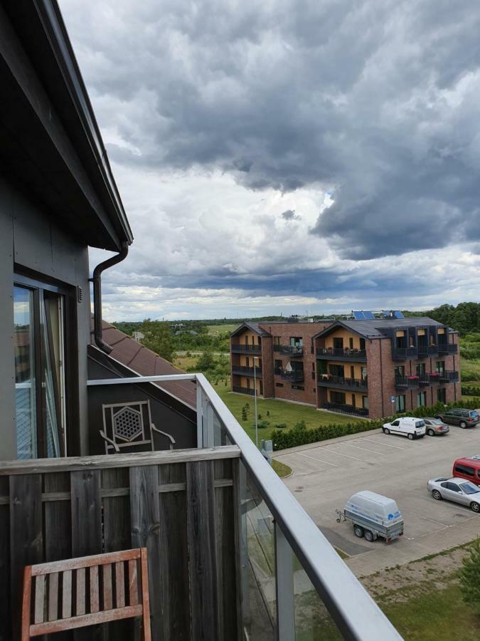 Juuli Apartament Kuressaare Exteriör bild